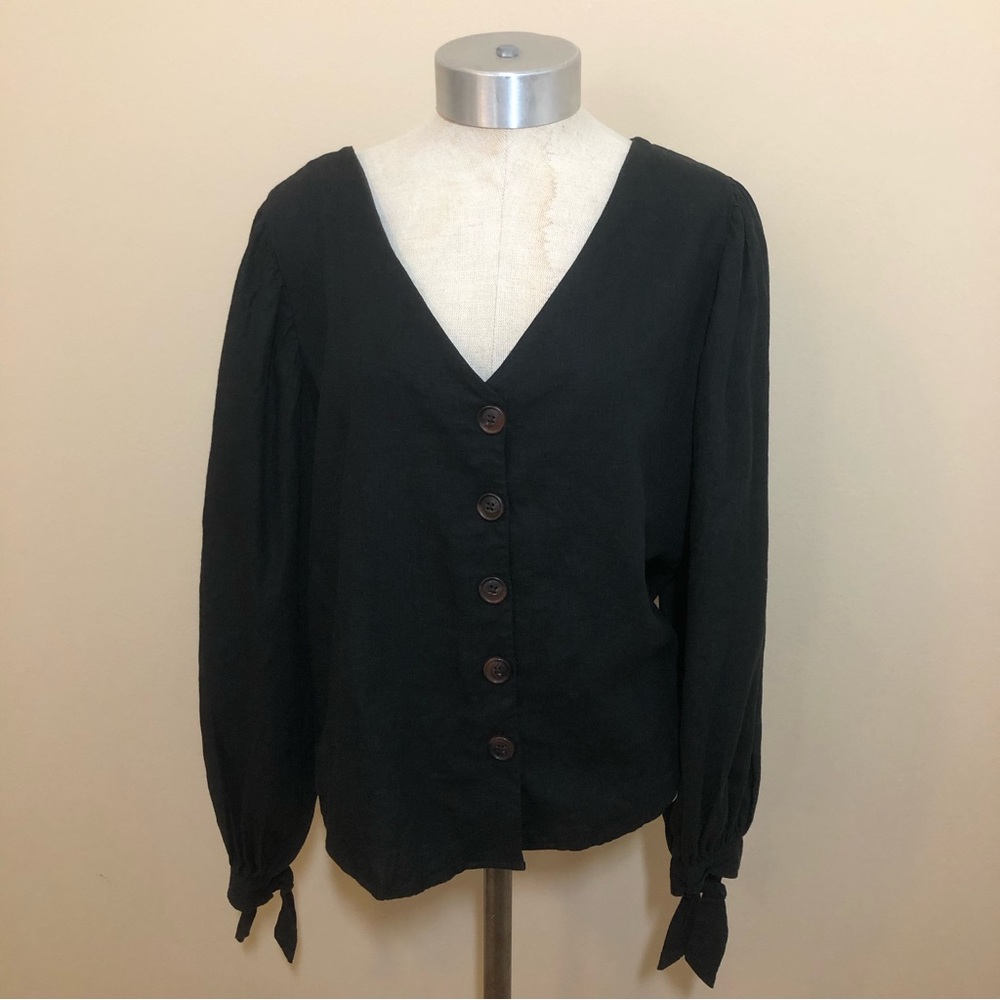 Urban outfitters linen blend button front v neck puff sleeve tie cuff top blouse